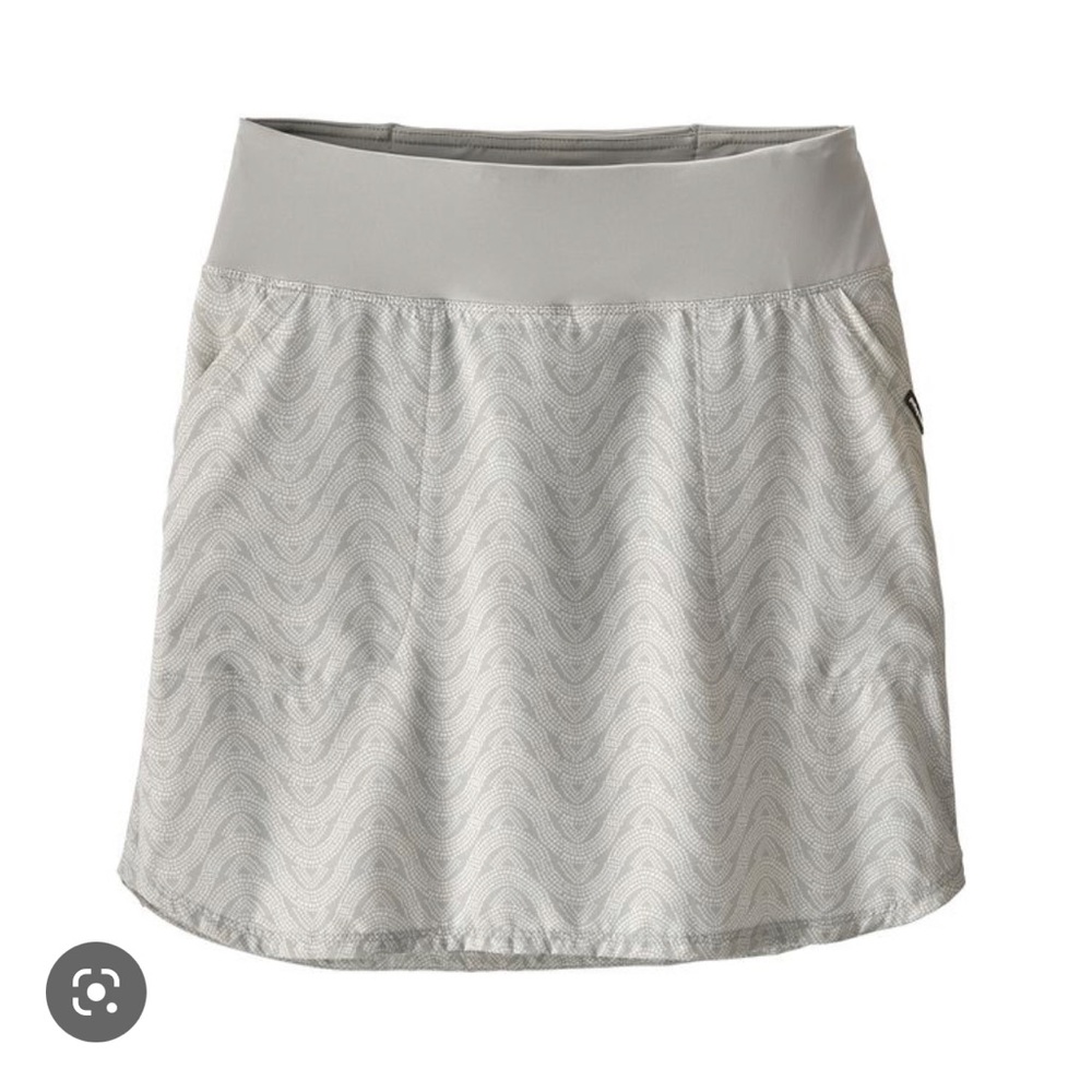 Patagonia fishing tech skort grey and white EUC